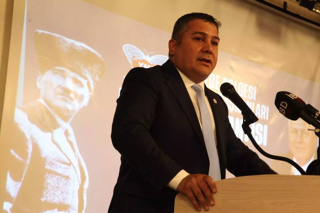 Son anket: CHP-AKP başabaş; fark yüzde 0,5 11